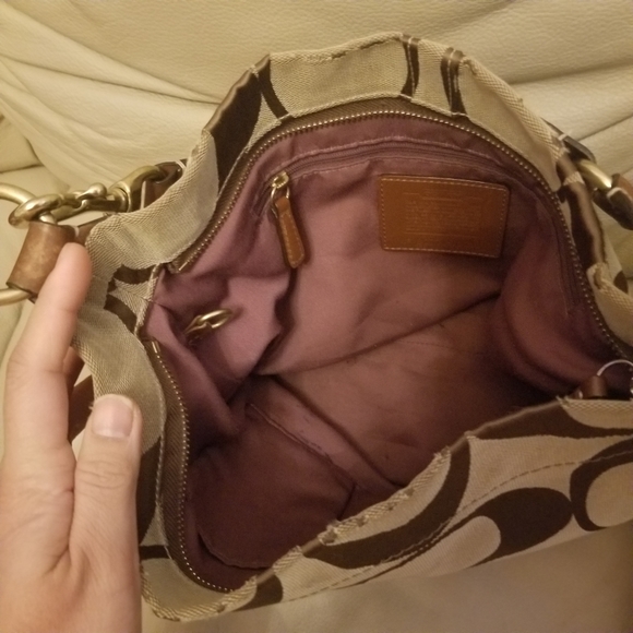 Coach Carly Signature Hobo Handbag Purse 10619 Exc - Picture 11 of 15